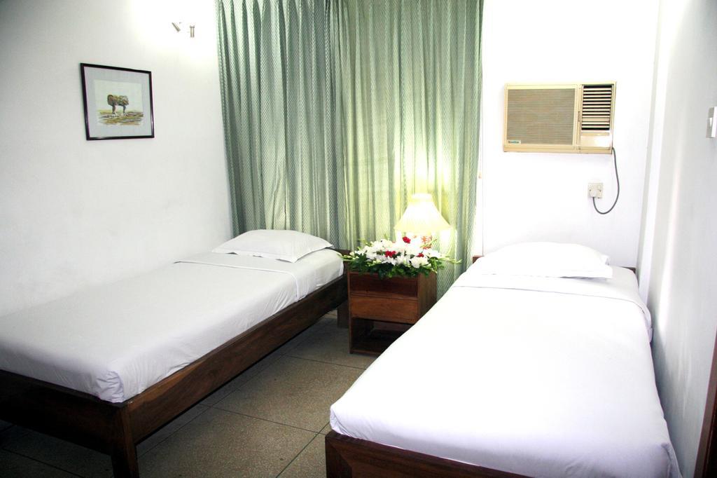 White House Hotel - City Center Dhaka Exterior photo